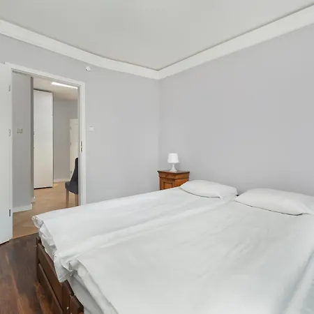 Apartament Z 2 Sypialniami I Oddzielna Kuchnia W Centrum Wroclawia Na 4 Pietrze By Noclegi Renters Exterior photo