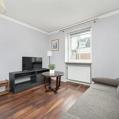 Apartament Z 2 Sypialniami I Oddzielna Kuchnia W Centrum Wroclawia Na 4 Pietrze By Noclegi Renters Exterior photo