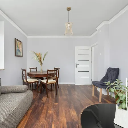 Apartament Z 2 Sypialniami I Oddzielna Kuchnia W Centrum Wroclawia Na 4 Pietrze By Noclegi Renters Exterior photo